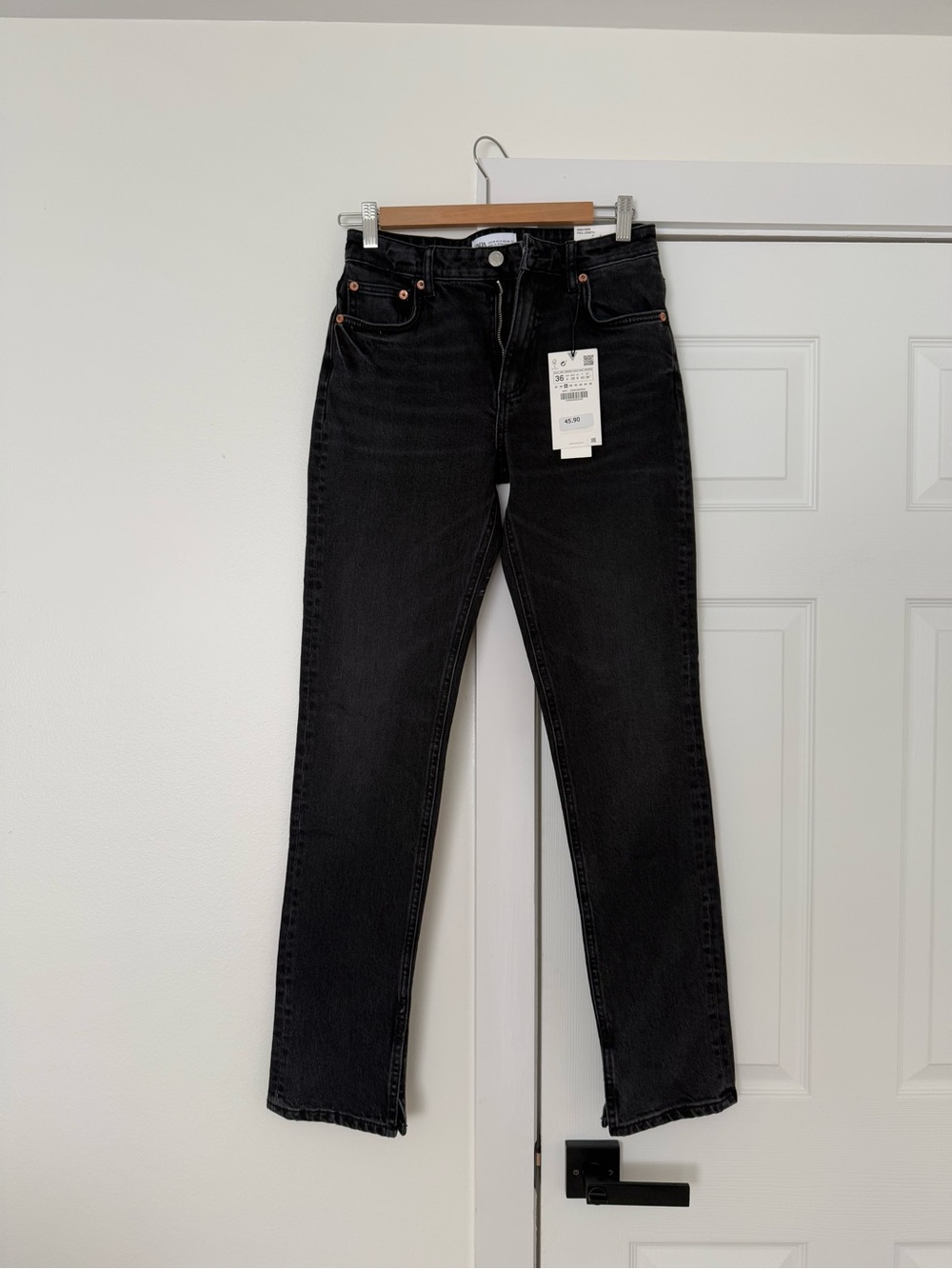 Zara Black High Rise Straight-Leg Women's Jeans